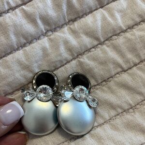 Vintage Black and Silver Clip on Earrings
